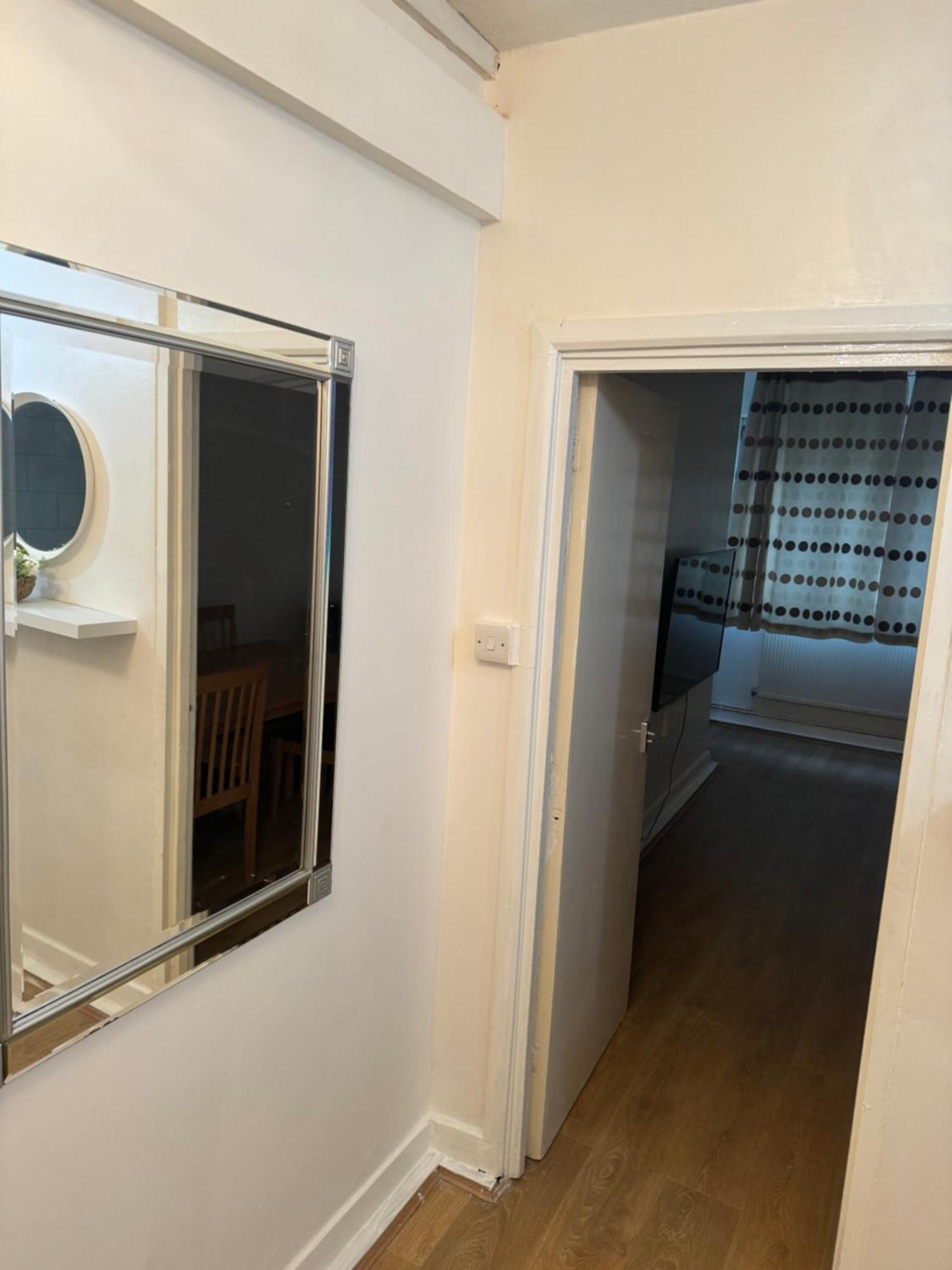 One Bedroom Apartment In Tower Bridge Road Londres Extérieur photo