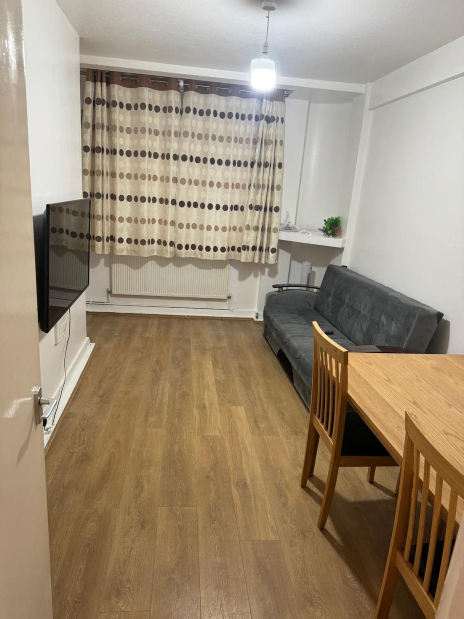 One Bedroom Apartment In Tower Bridge Road Londres Extérieur photo