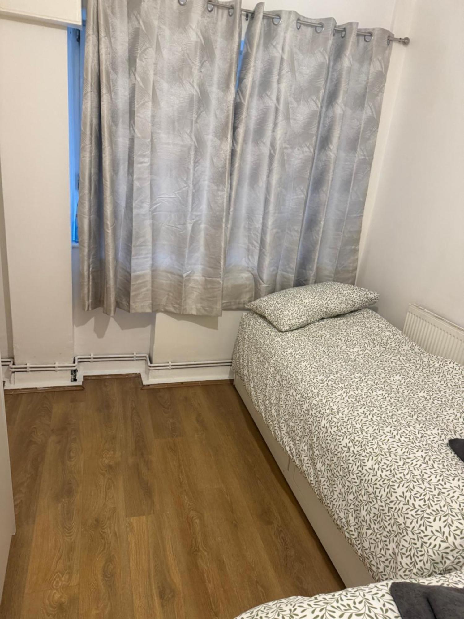 One Bedroom Apartment In Tower Bridge Road Londres Extérieur photo